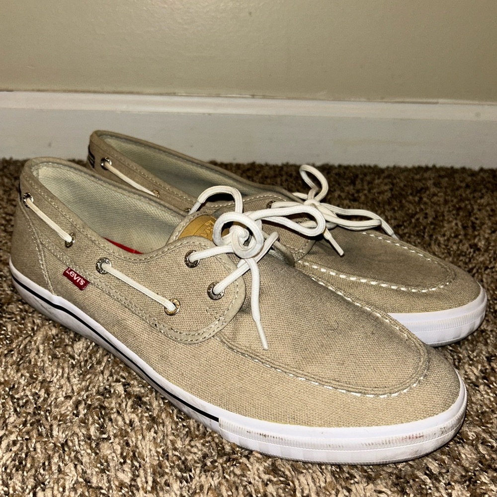 Levi’s Men’s Khaki/Tan Boat Deck Shoes size 13